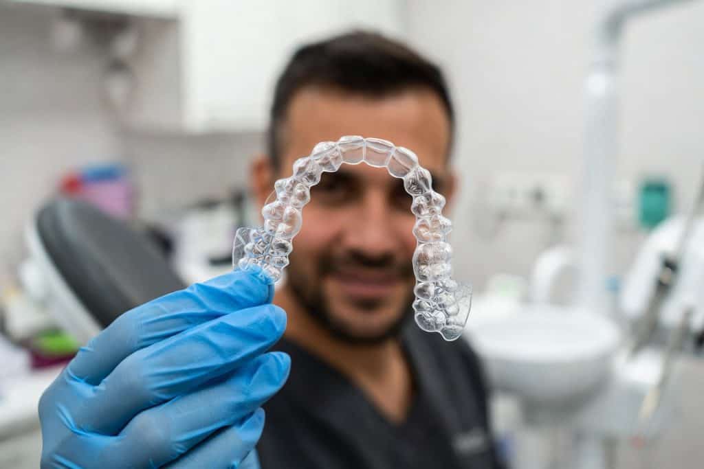 Invisalign in East London: What to Expect from Treatment