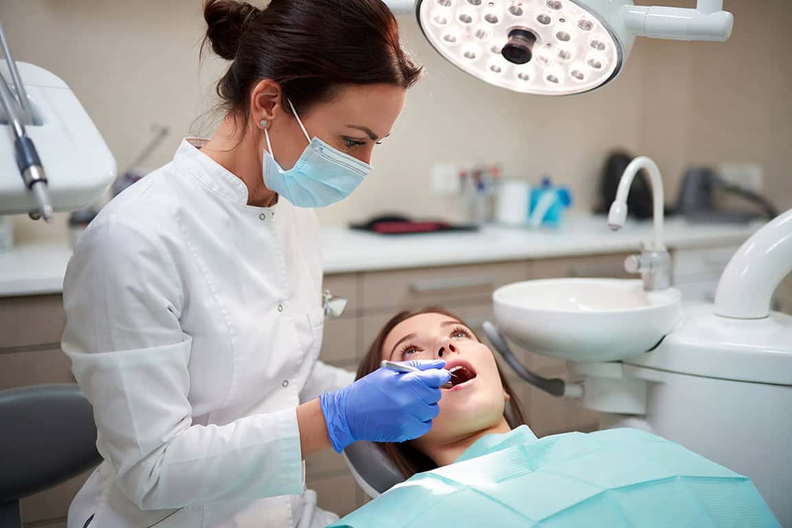 Professional Teeth Whitening in East London: What to Expect